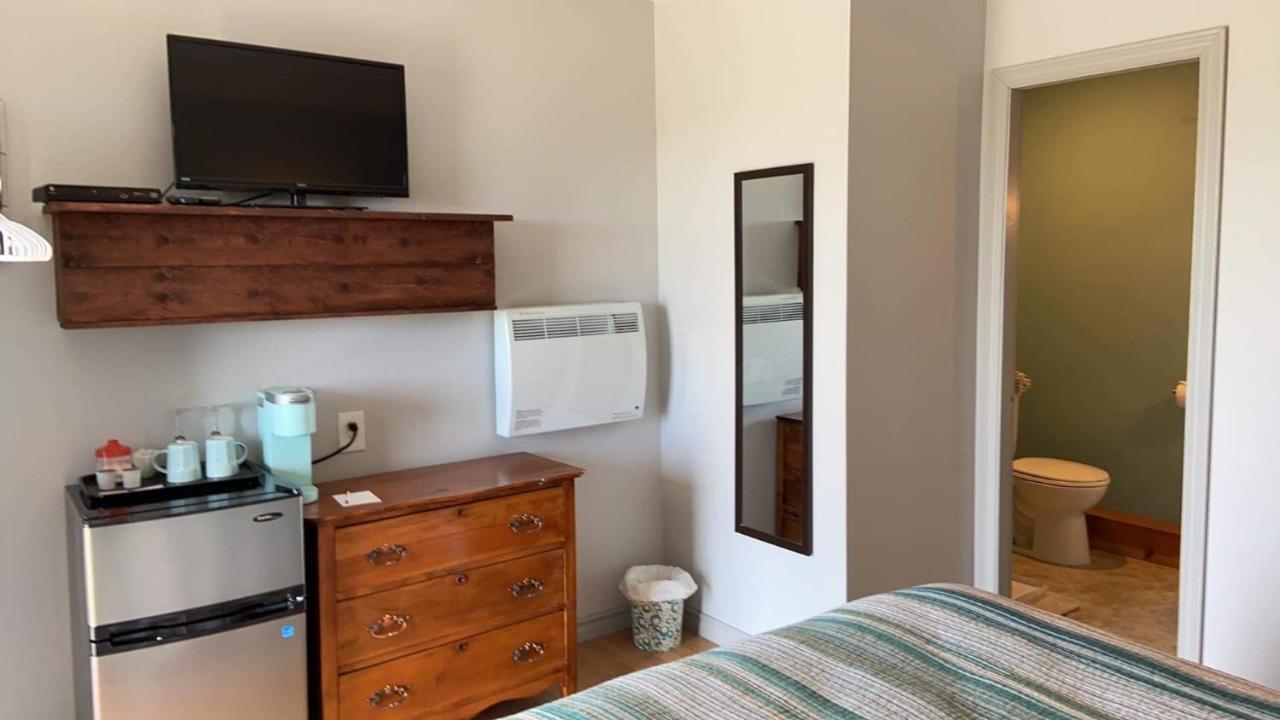 Lakeview Motel Jemseg Экстерьер фото