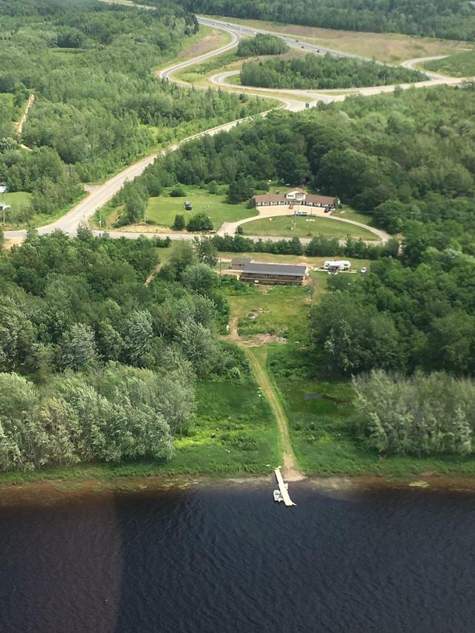Lakeview Motel Jemseg Экстерьер фото